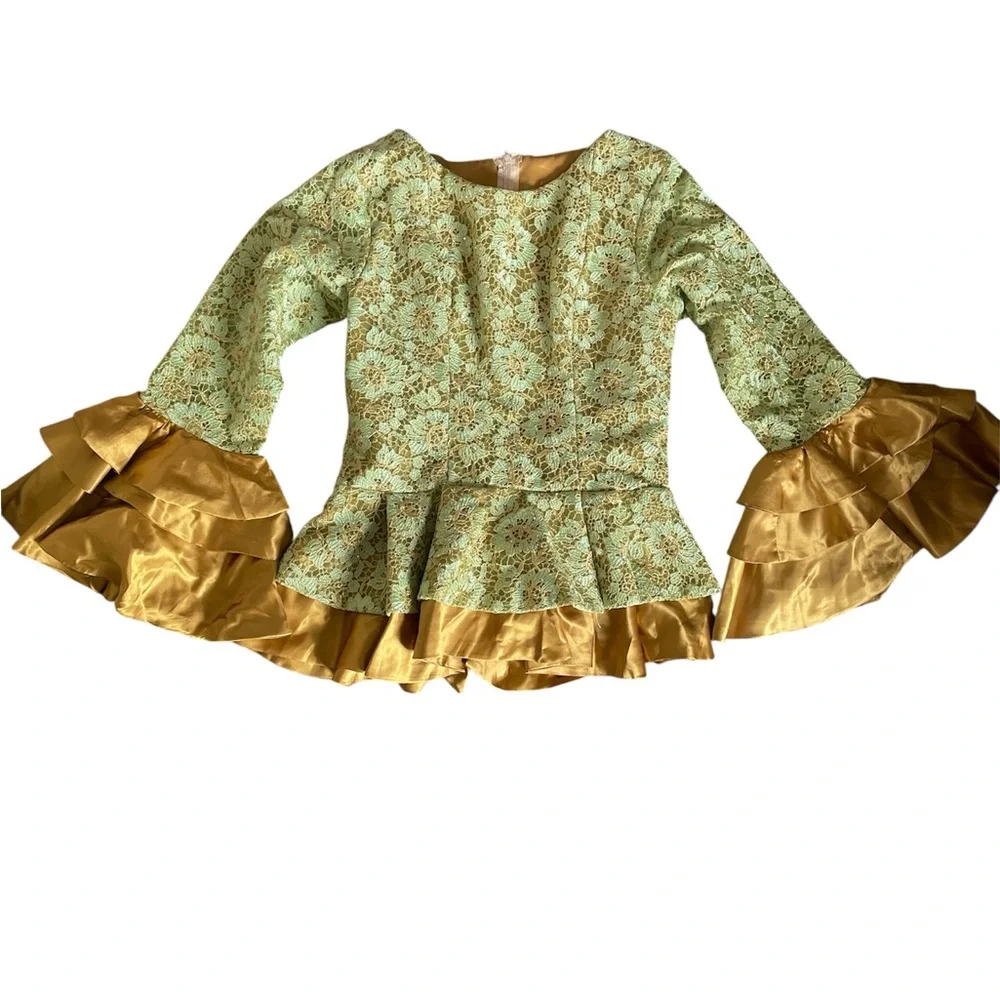 Nigerian lace Aso Ebi two-piece set peplum top with dramatic ruffled sleeves - Picture 5 of 6